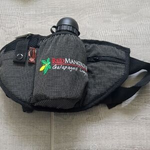 Explorer Andino black and gray waist bag with water bottle included -New